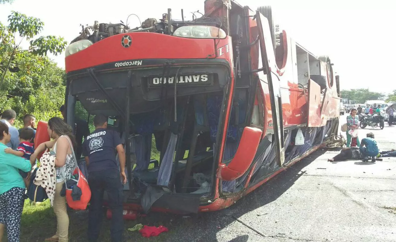 #GaleriaCri Llantas arriba