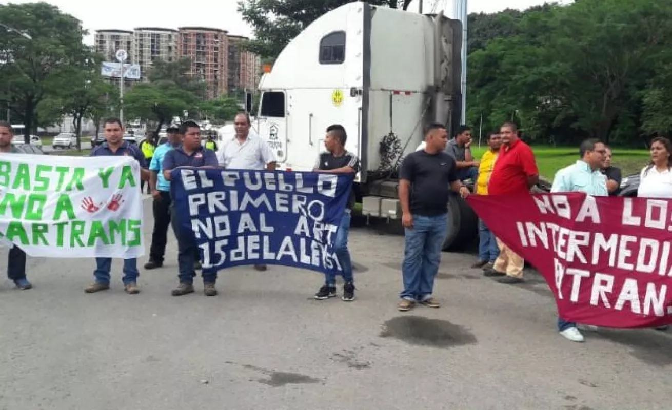 #GaleriaCri Paro transportista