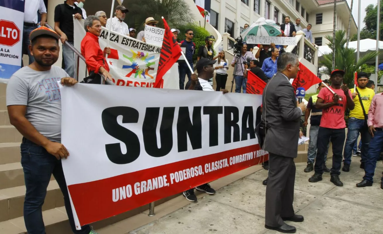 #GaleriaCri Grupos sindicales y civiles exigen se develen nombres de corruptos vinculados a caso Odebrecht