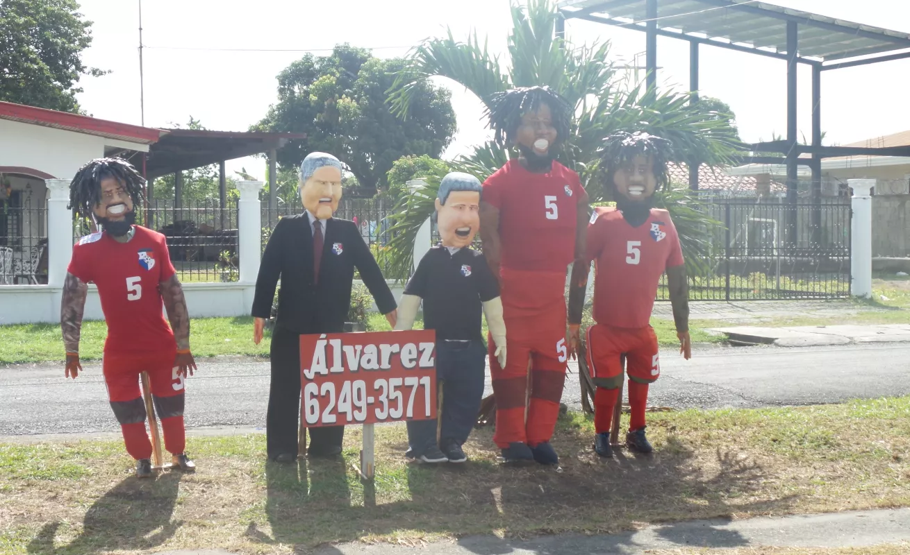 #GaleriaCri Muñecos de Año Viejo 2017