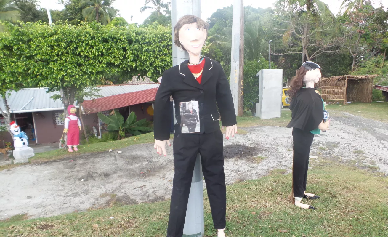 #GaleriaCri Muñecos de Año Viejo 2017