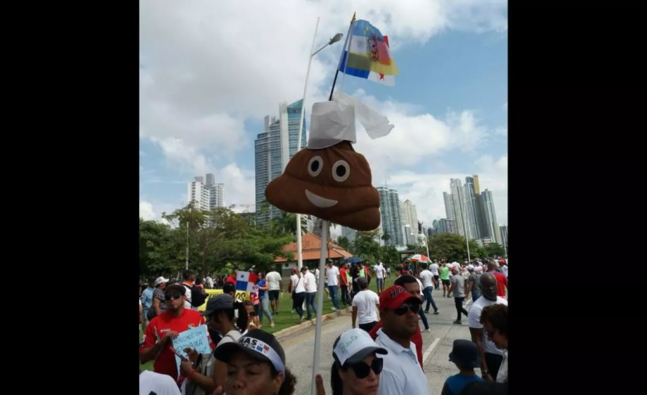 #GaleriaCri Protesta anticorrupción en la Cinta Costera