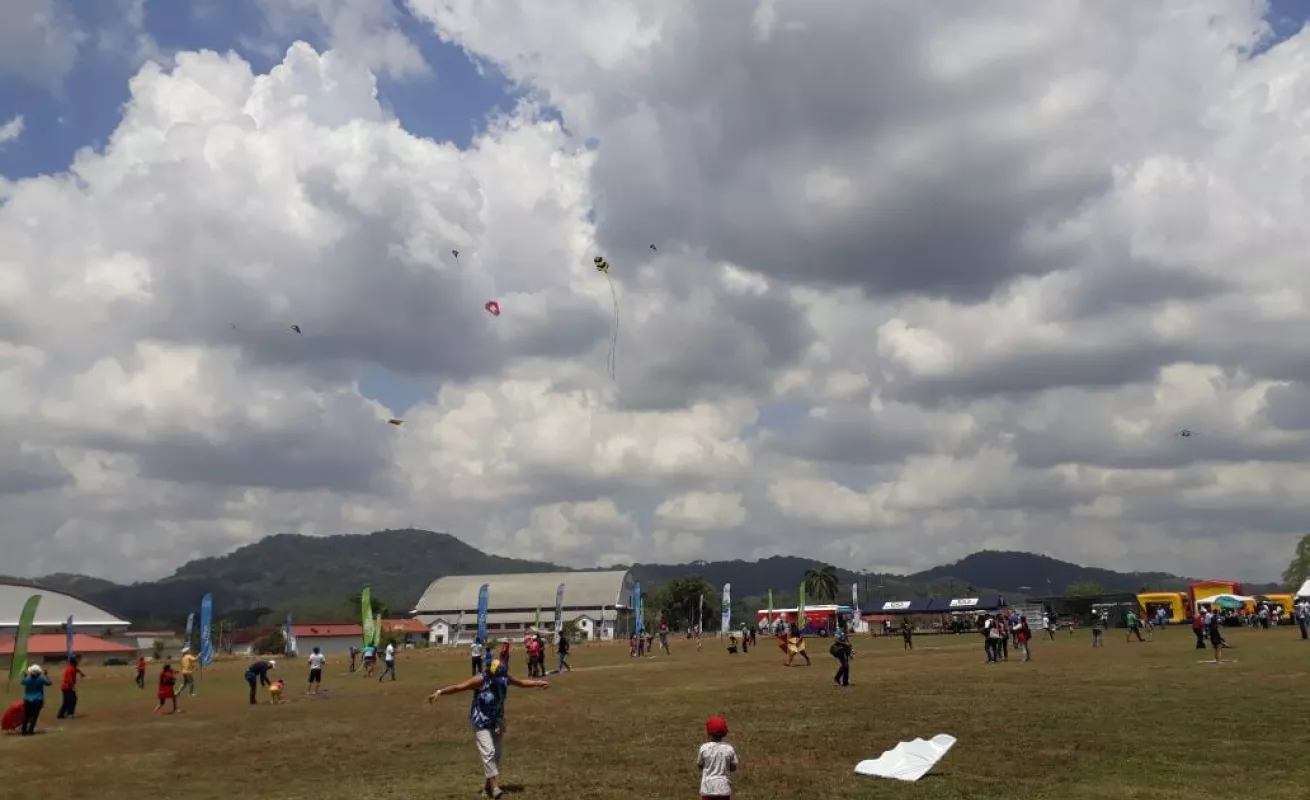 #GaleriaCri Festival de cometas y panderos