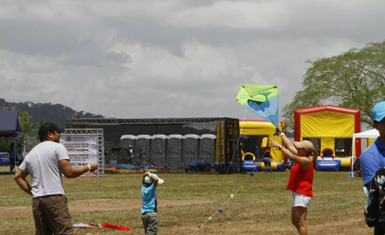 #GaleriaCri Festival de cometas y panderos