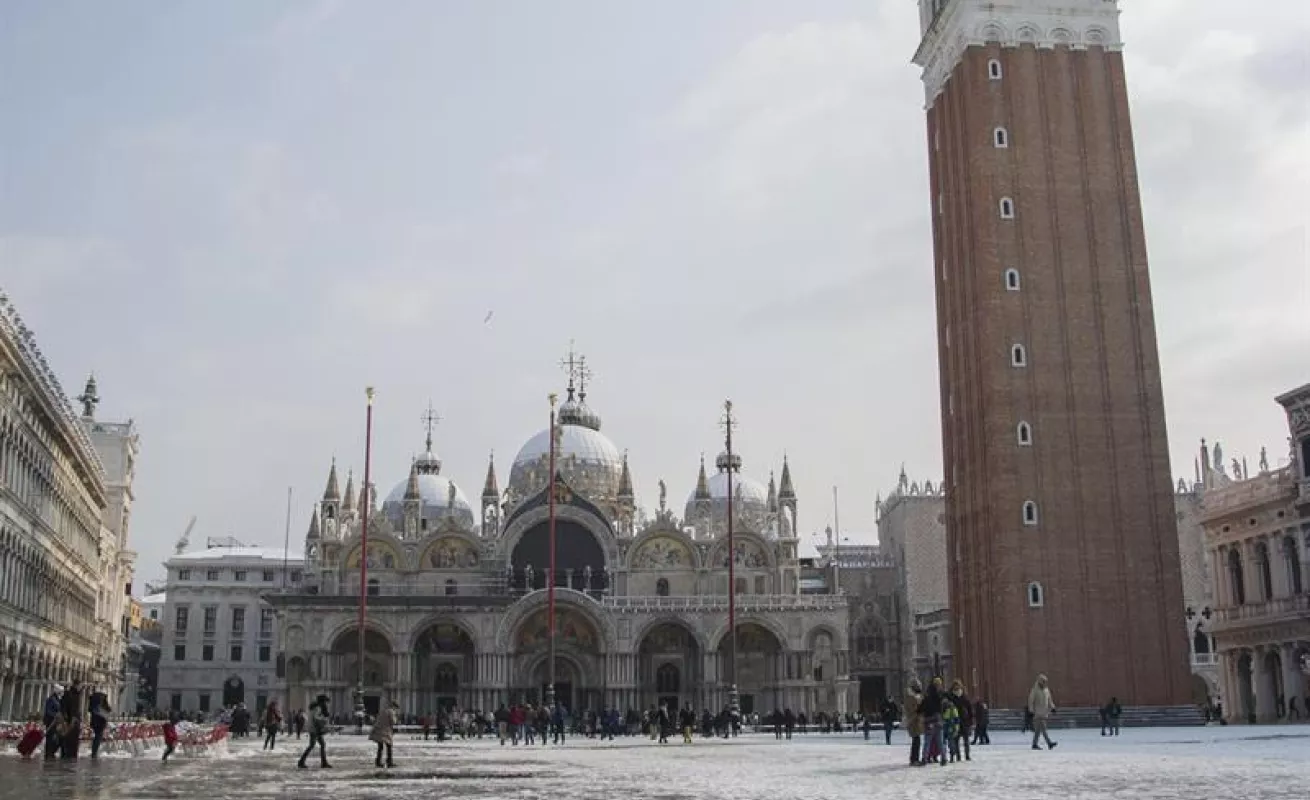 #GaleriaCri Ola de frío congela todo a su paso en Europa