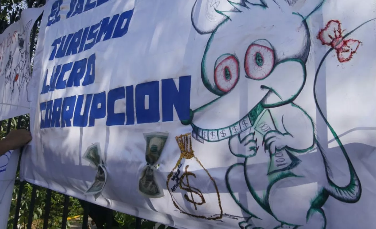 #GaleriaCri Muro de los corruptos