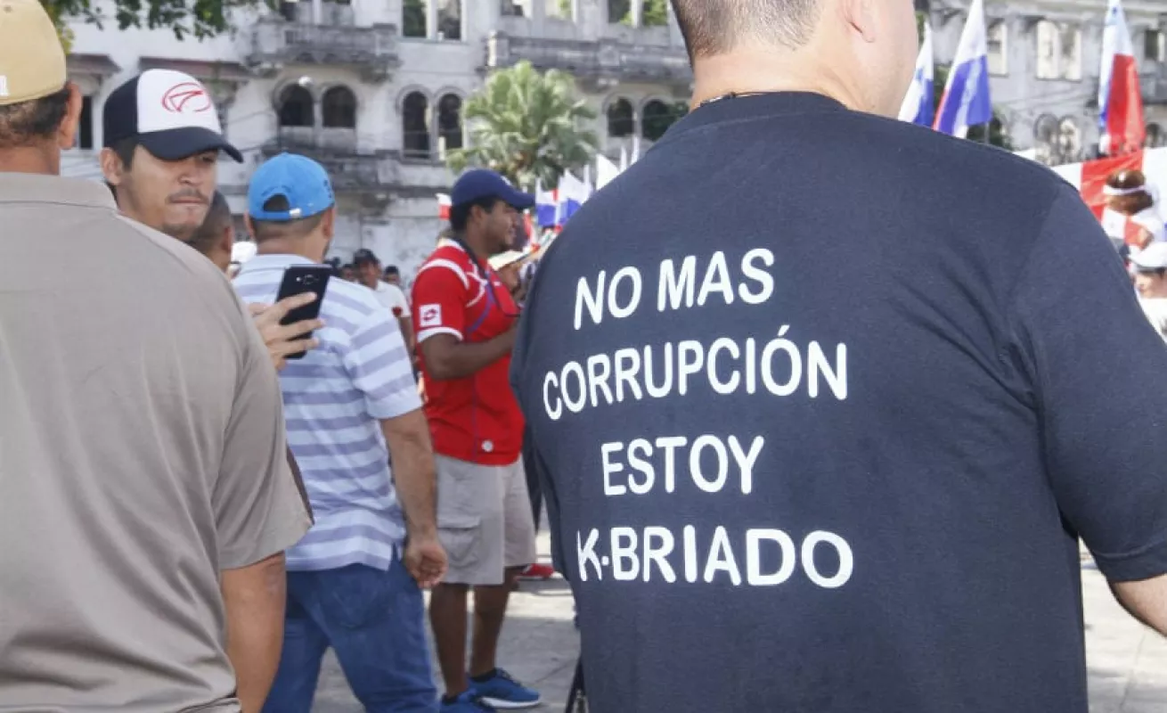 #GaleriaCri Muro de los corruptos