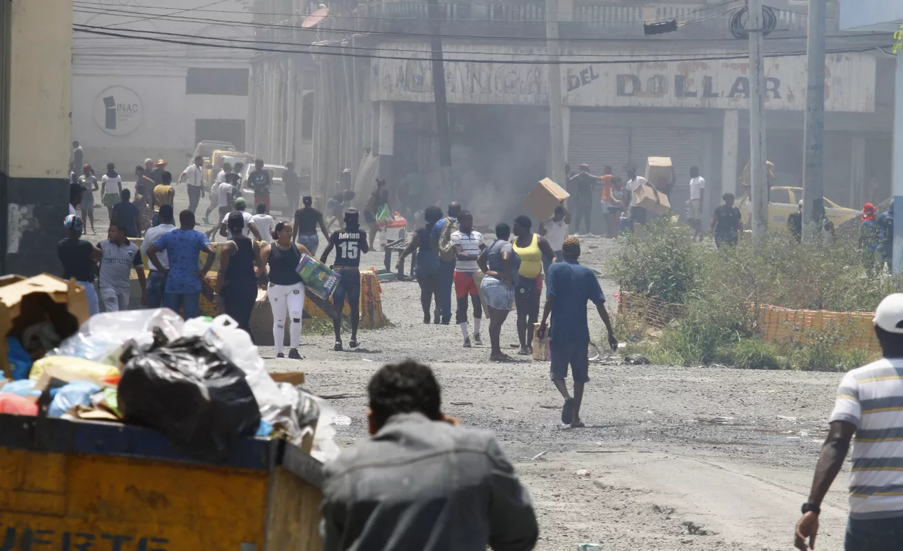 #GaleriaCri Se prendió Colón