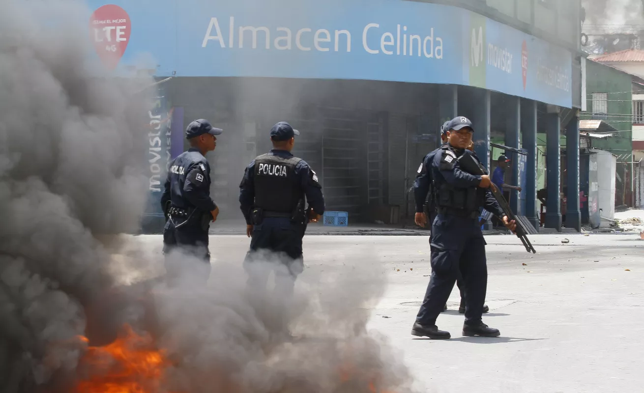 #GaleriaCri Se prendió Colón