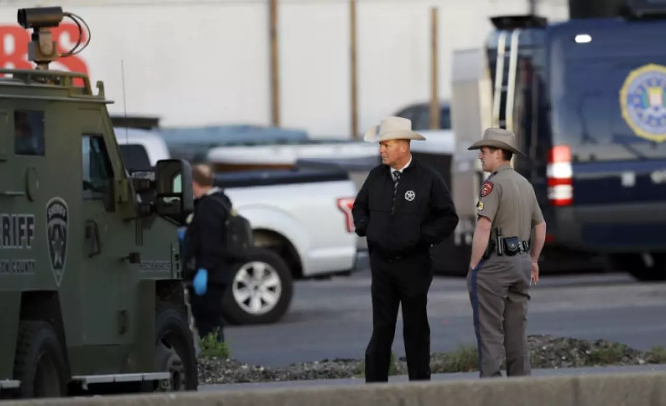 #GaleriaCri Abaten a presunto bombardero de Texas