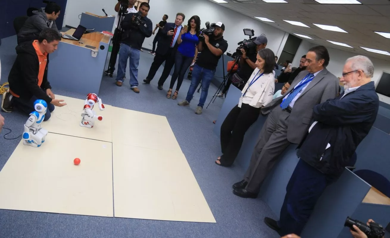 #GaleríaCri Talento y creatividad en competencia RoboCupJrPTY 2018