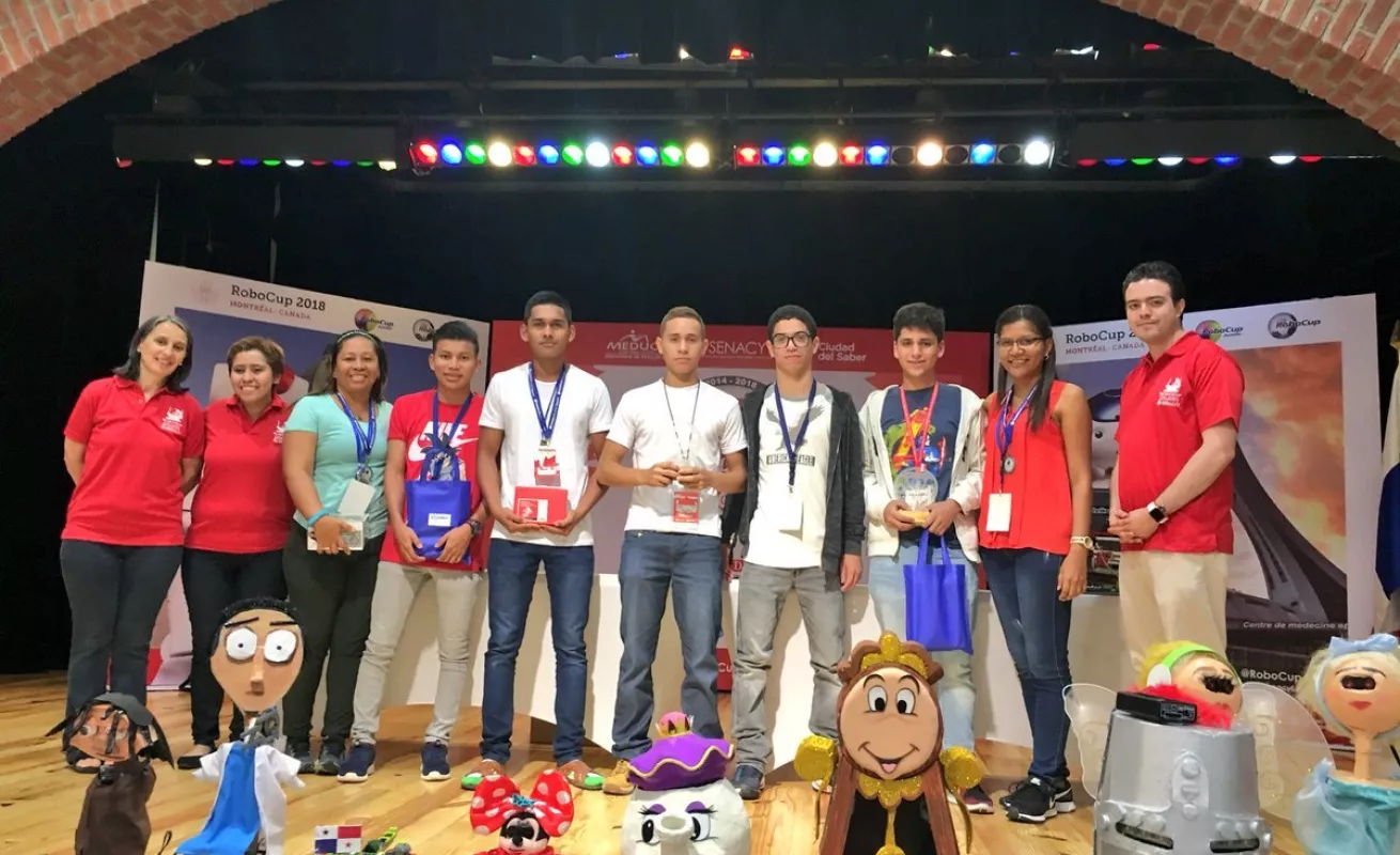 #GaleríaCri Talento y creatividad en competencia RoboCupJrPTY 2018
