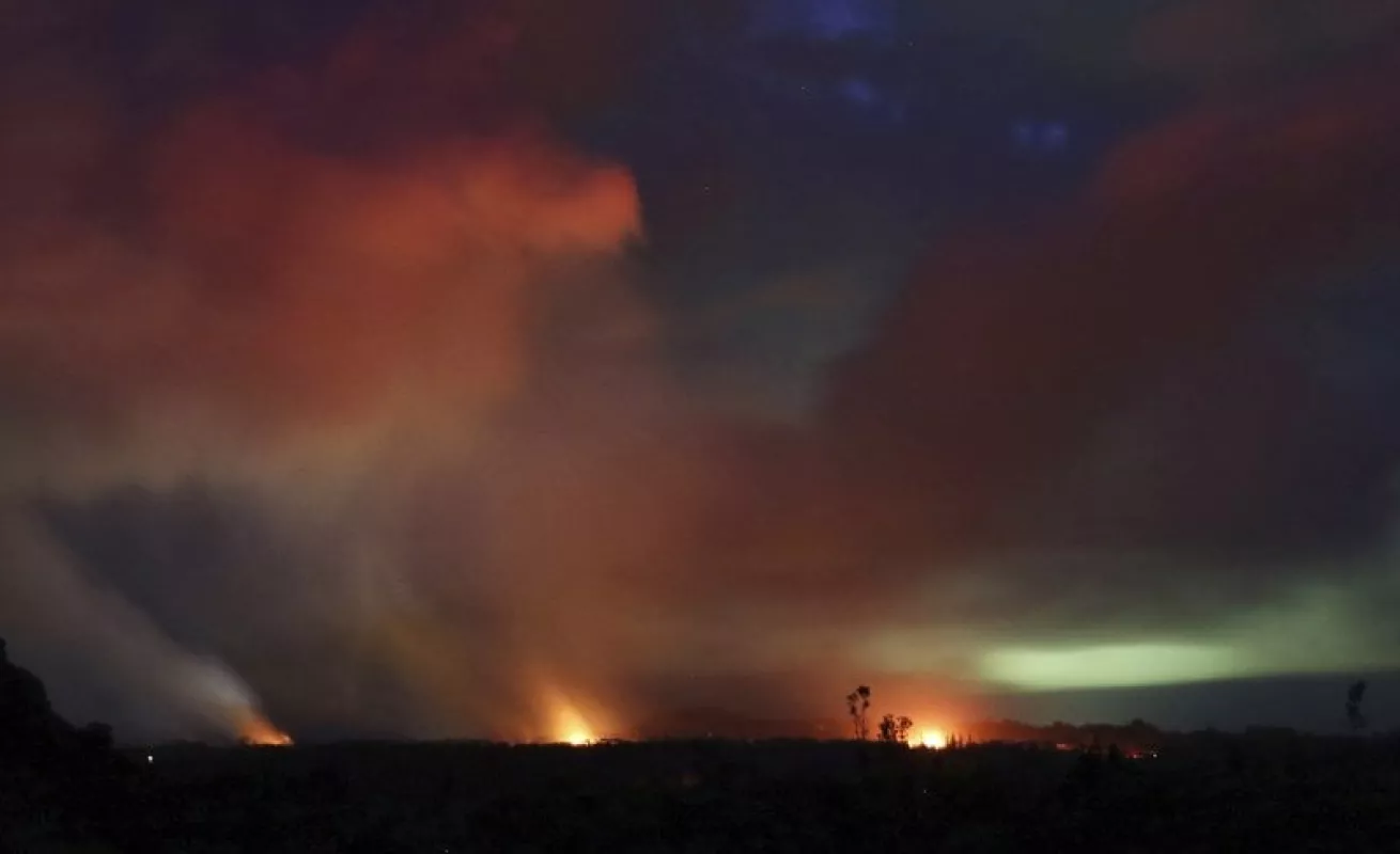 #GaleriaCri El Kilauea de Hawái ha empujado la lava a través de fisuras