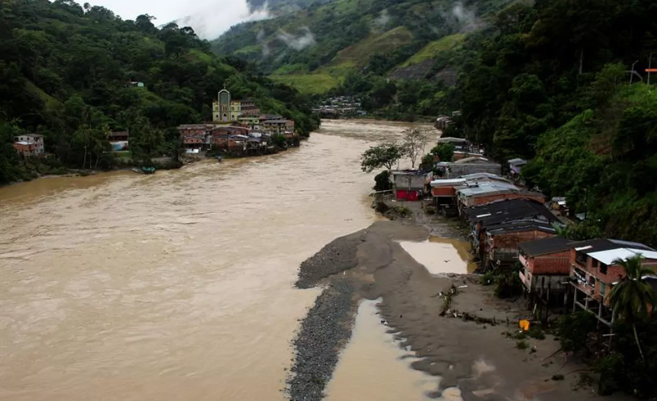 #GaleriaCri Emergencia en Colombia ante posible crecida descontrolada del río Cauca