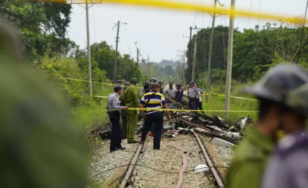 #GaleriaCri Tragedia en Cuba, se desploma un avión