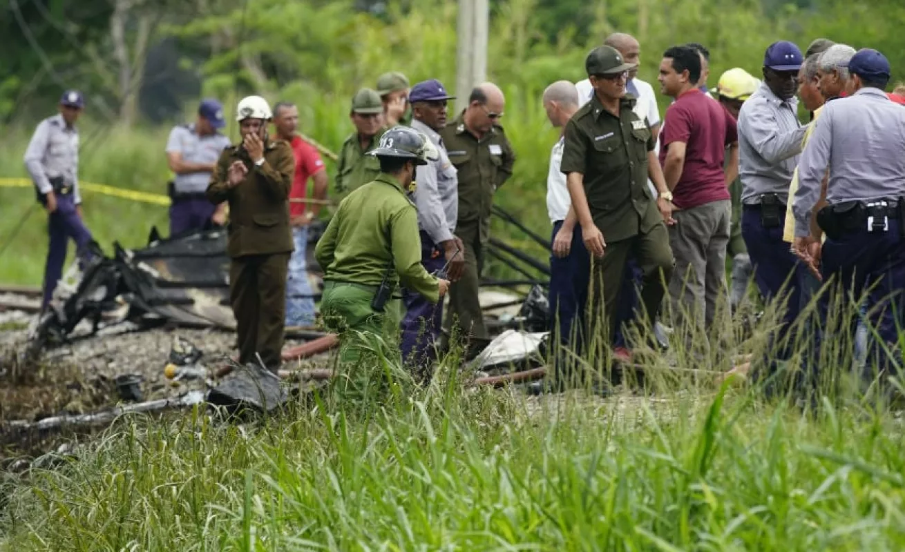 #GaleriaCri Tragedia en Cuba, se desploma un avión