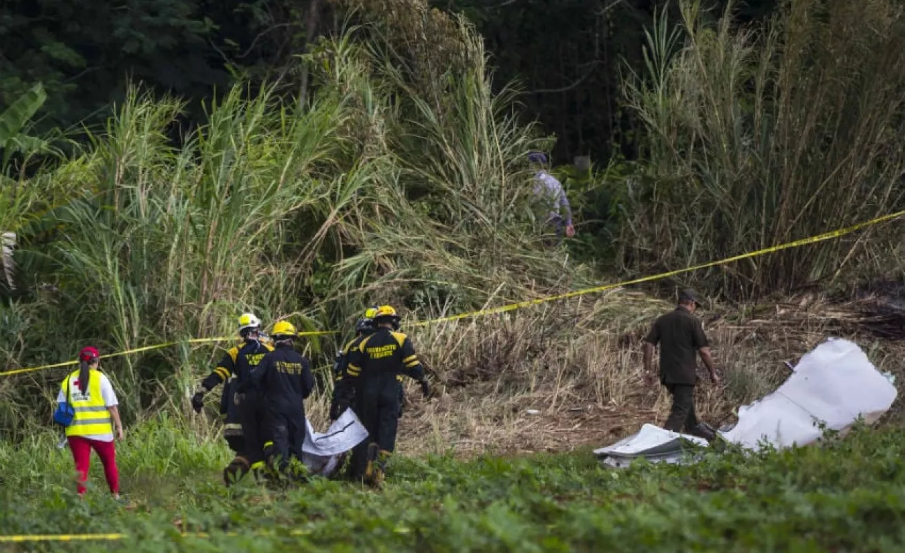 #GaleriaCri Tragedia en Cuba, se desploma un avión