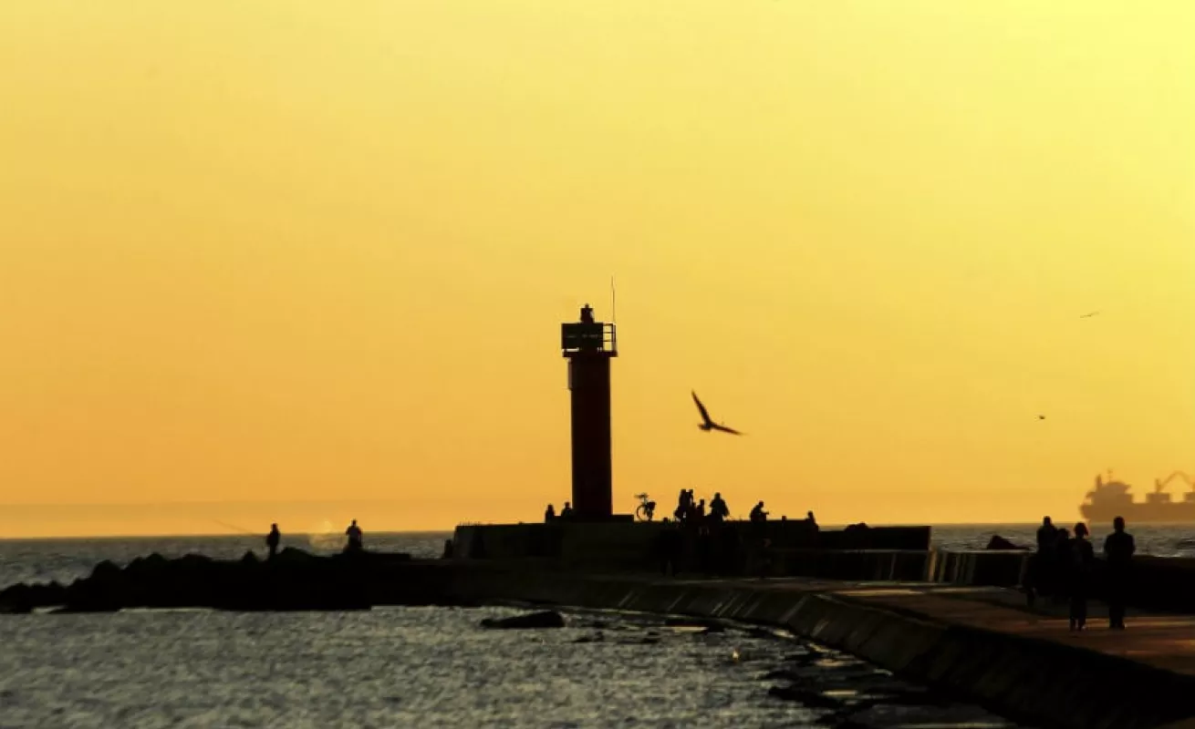 #GaleriaCri El sol cae en sol en Letonia