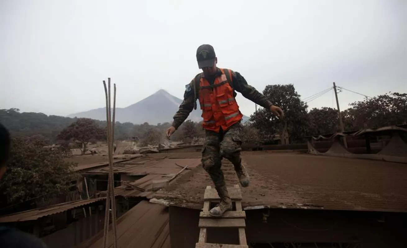 #GaleríaCri Volcán de fuego en Guatemala causa estragos 