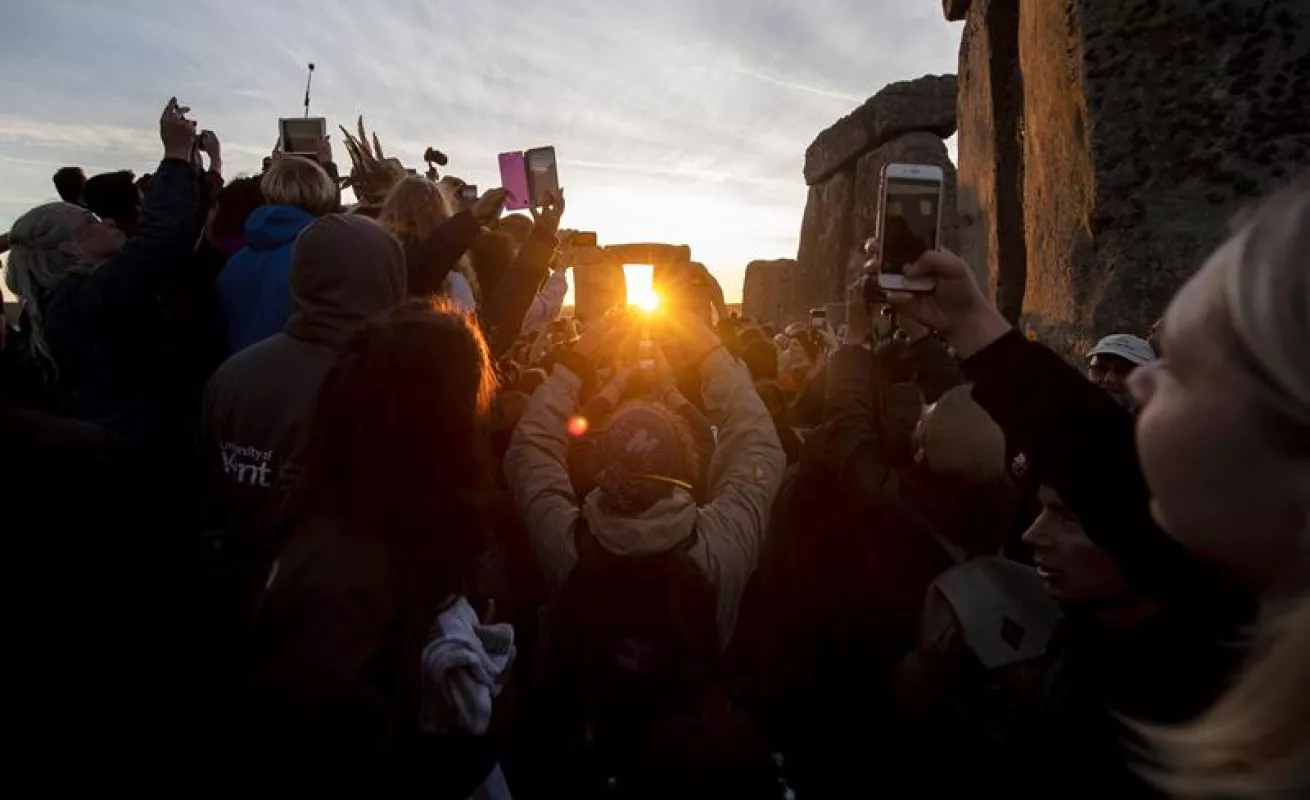 #GaleriaCri Espectacular solsticio de verano desde  Stonehenge