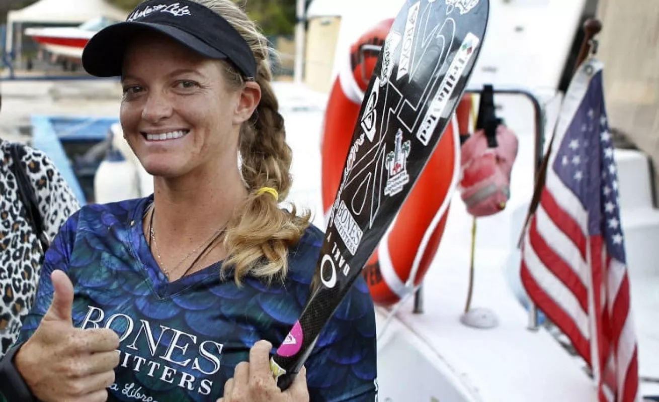 #GaleriaCri De Cuba a los Cayos de Florida sobre una tabla de surf