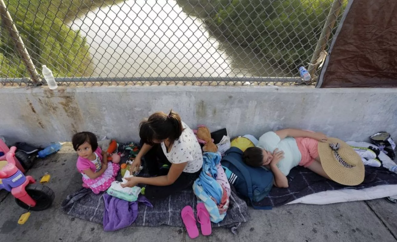 #GaleriaCri Cruzando la frontera de Estados Unidos y México