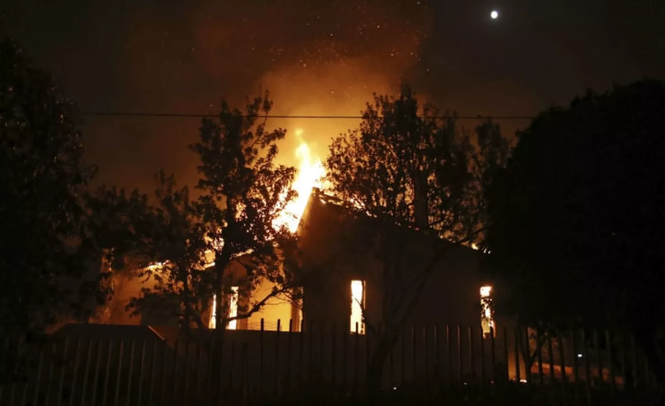 #GaleriaCri Costa de Atenas devastada por las llamas