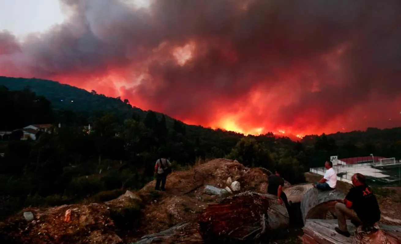 #GaleriaCri Portugal ahogada por las llamas