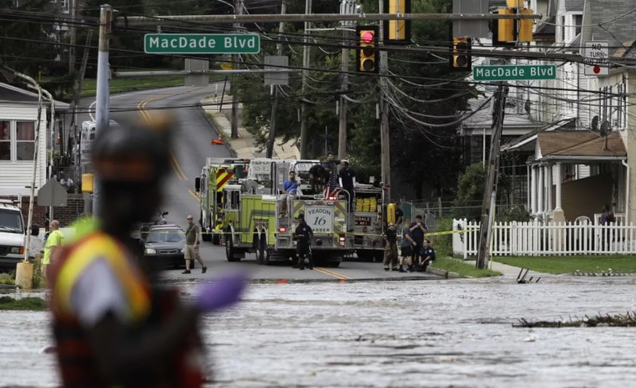 #GaleriaCri Lluvias intensas cierran caminos, provocan rescates en Pensilvania