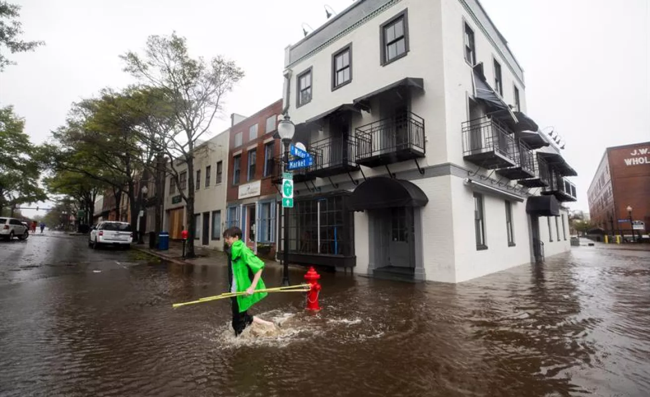 #GaleriaCri Huracán Florence golpeó Las Carolinas con lluvias torrenciales y fuertes vientos