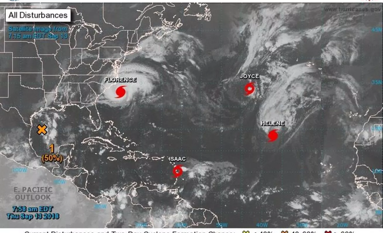 #GaleriaCri Huracán Florence golpeó Las Carolinas con lluvias torrenciales y fuertes vientos