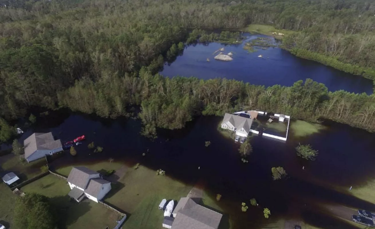 #GaleriaCri Las Carolinas bajo el agua