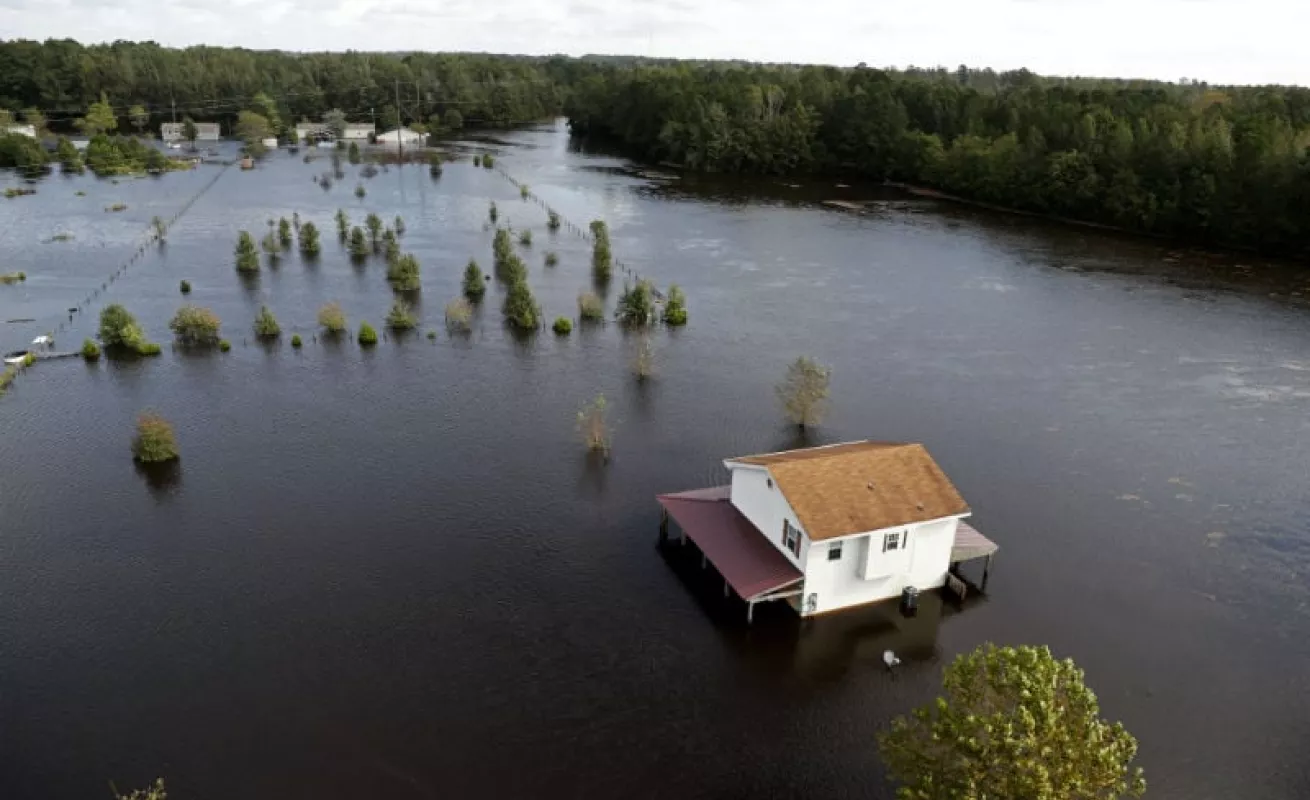 #GaleriaCri Las Carolinas bajo el agua