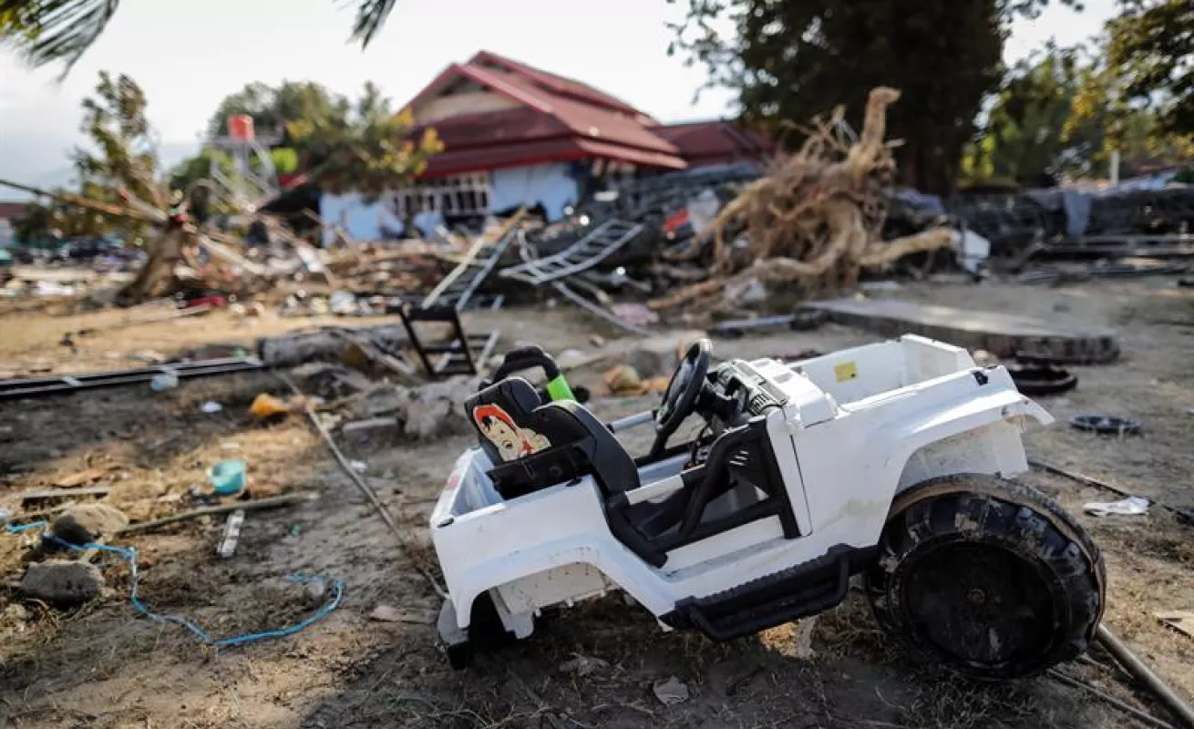 #GaleriaCri Devastación en Indonesia a causa de varios sismos y un tsunami