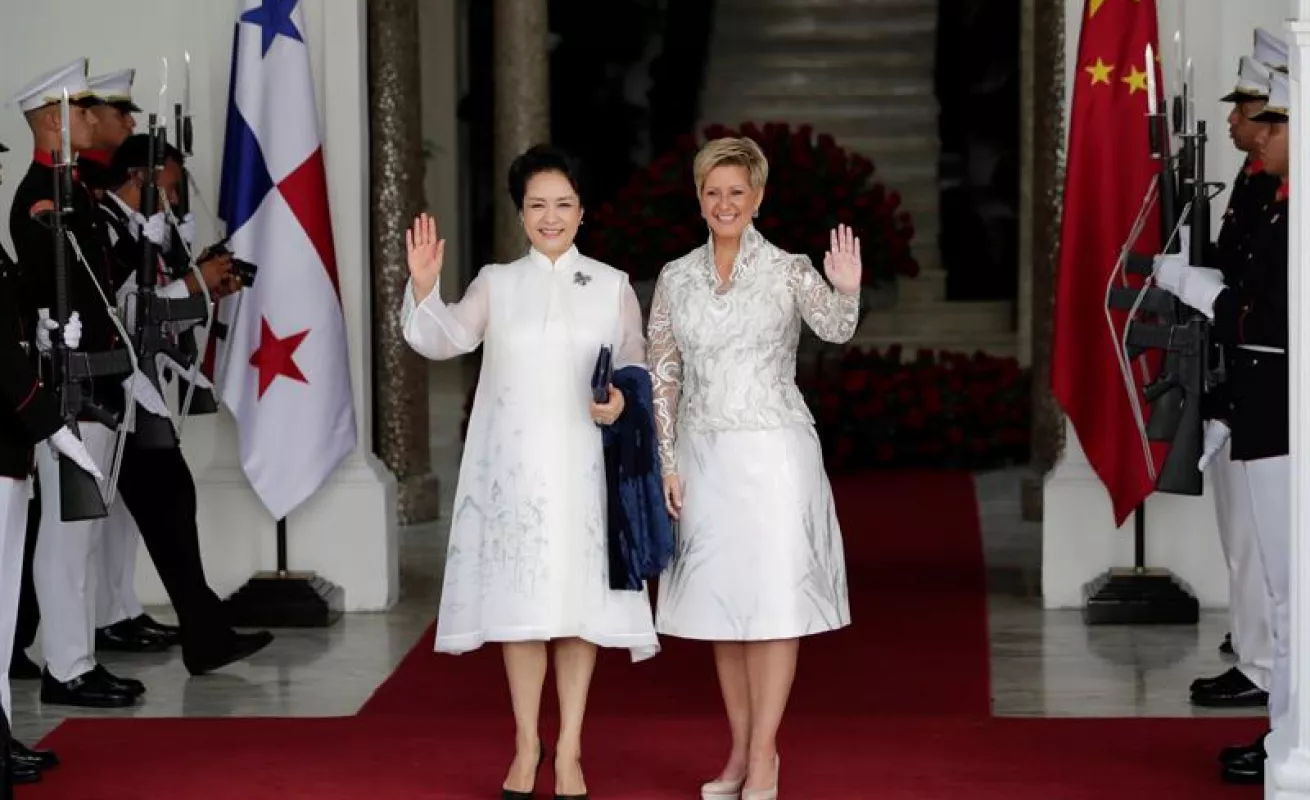 #GaleriaCri Visita de Xi Jinping y su esposa en Panamá en imágenes