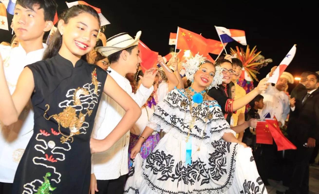 #GaleriaCri Visita de Xi Jinping y su esposa en Panamá en imágenes