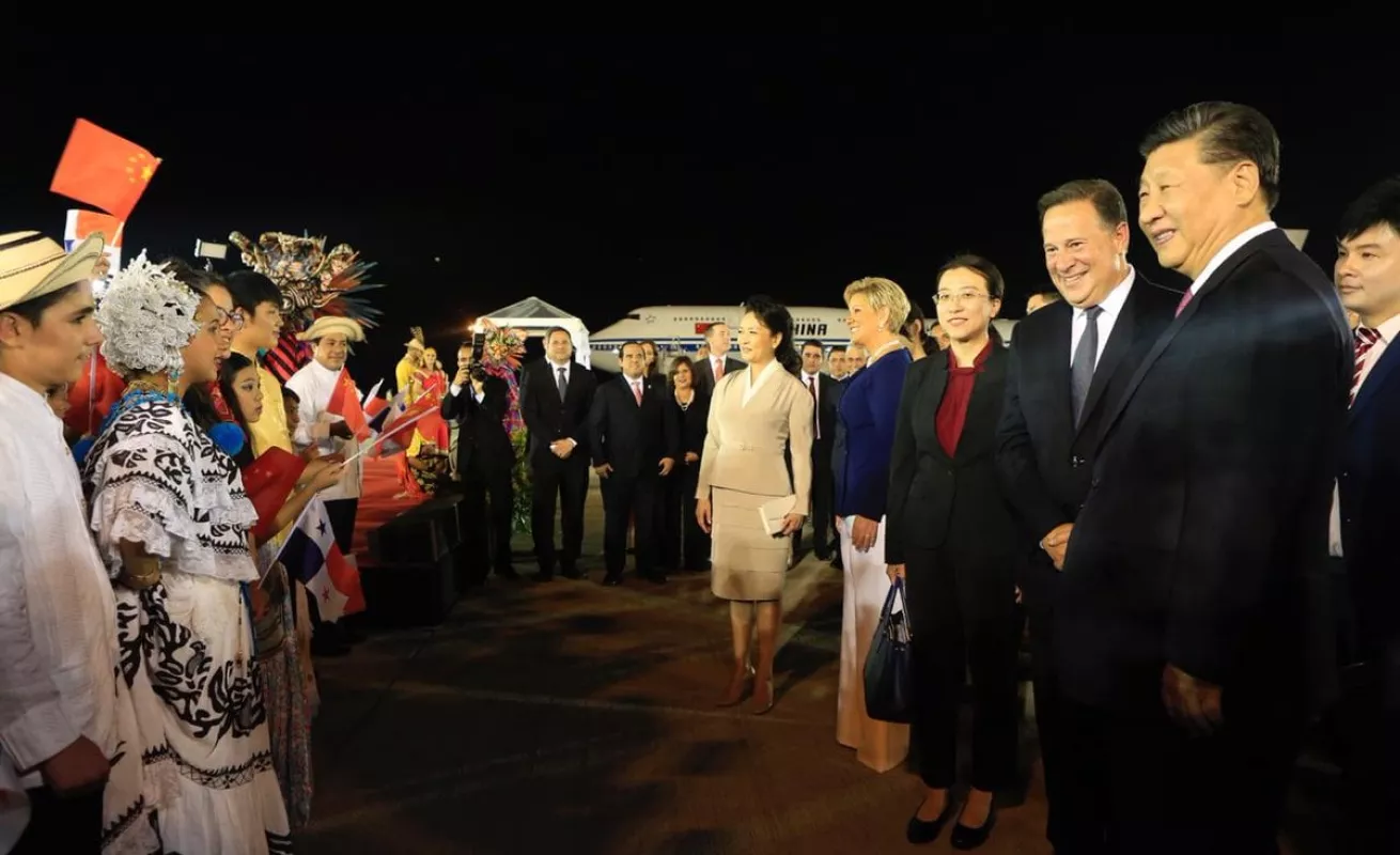 #GaleriaCri Visita de Xi Jinping y su esposa en Panamá en imágenes