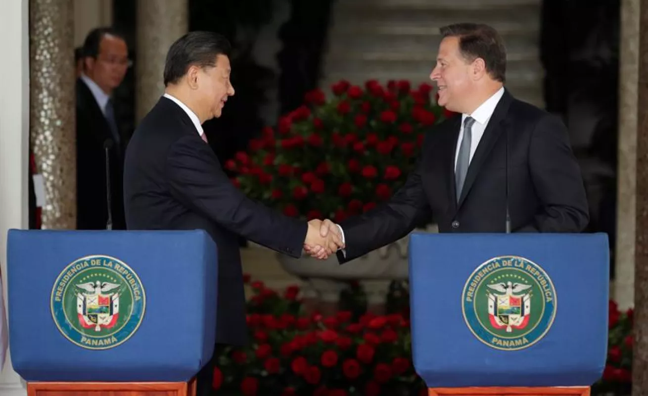 #GaleriaCri Visita de Xi Jinping y su esposa en Panamá en imágenes