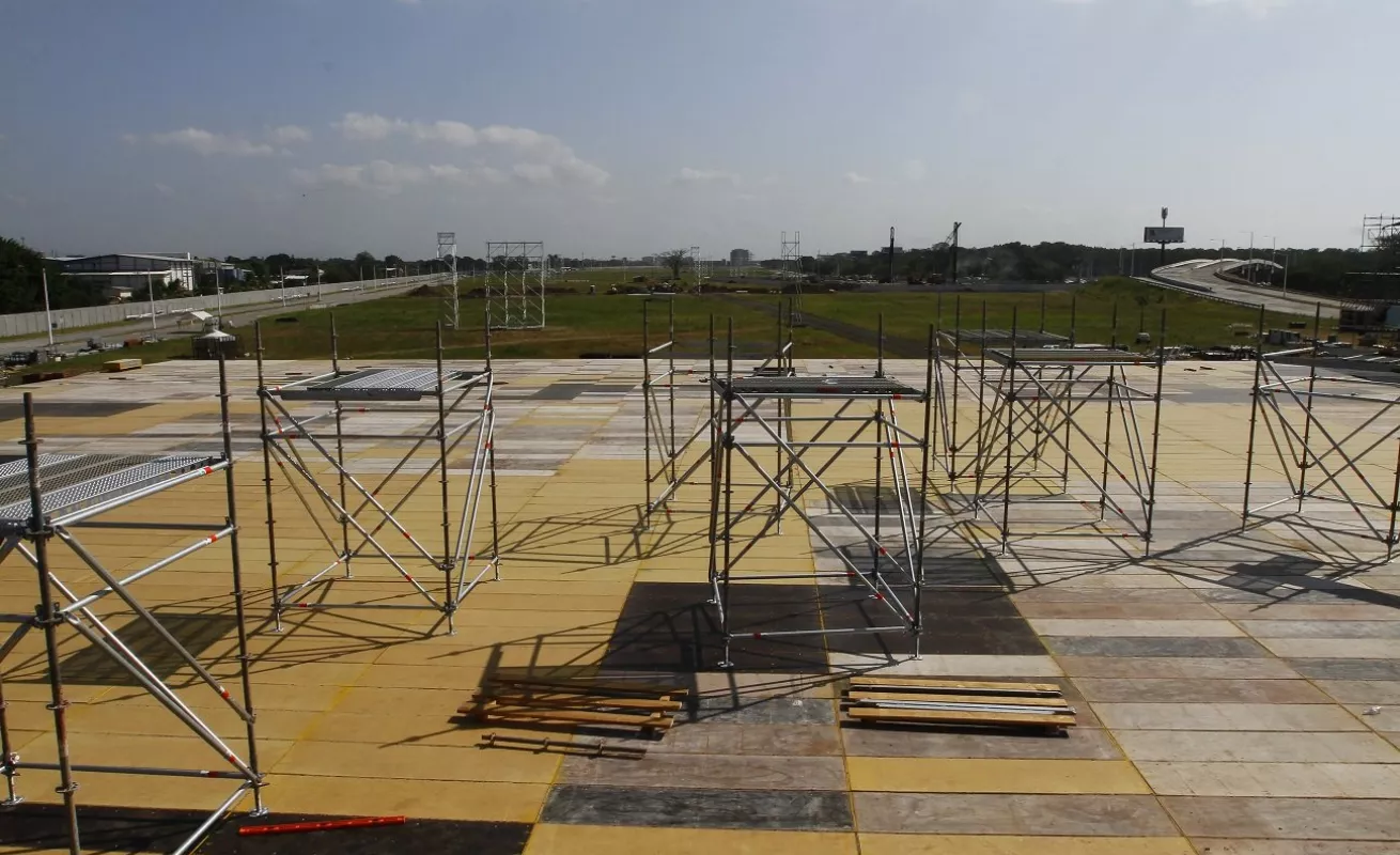 #GaleriaCri Ultiman detalles en tarimas para la JMJ 2019