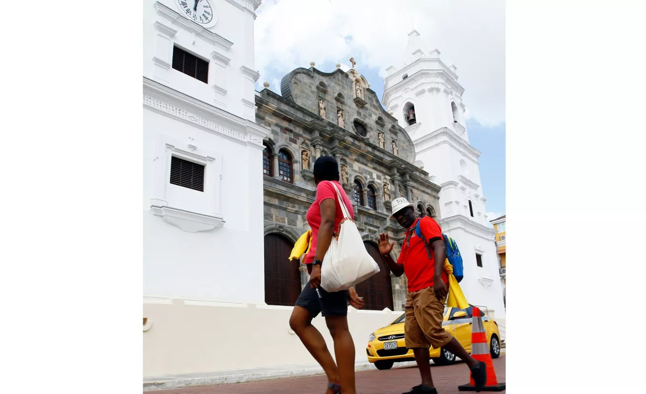 #GaleriaCri Peregrinos se toman el Casco Antiguo