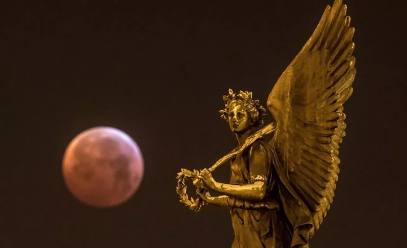 #GaleriaCri Así registró Panamá y el mundo la Superluna de sangre y eclipse del 2018