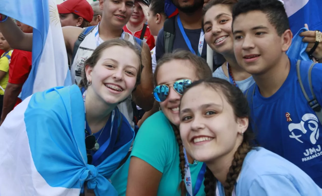 #GaleriaCri Emoción antes de la llegada de papa Franciso a Panamá