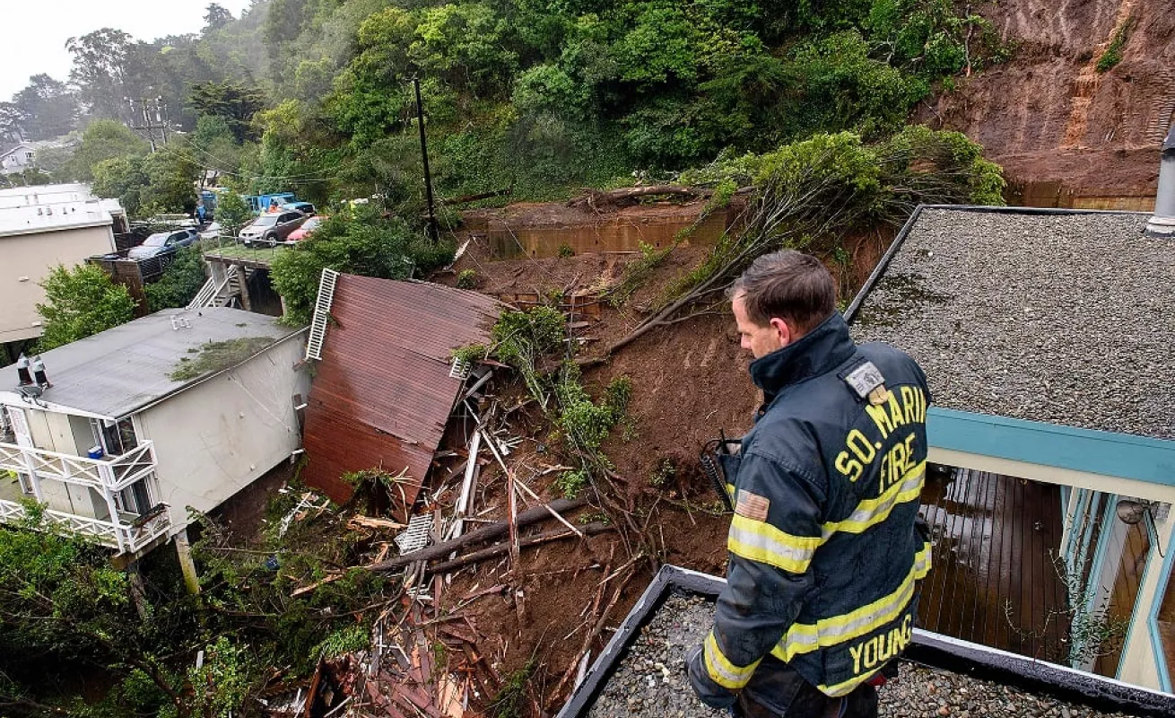 California: Captan imágenes de la devastación en Sausalito
