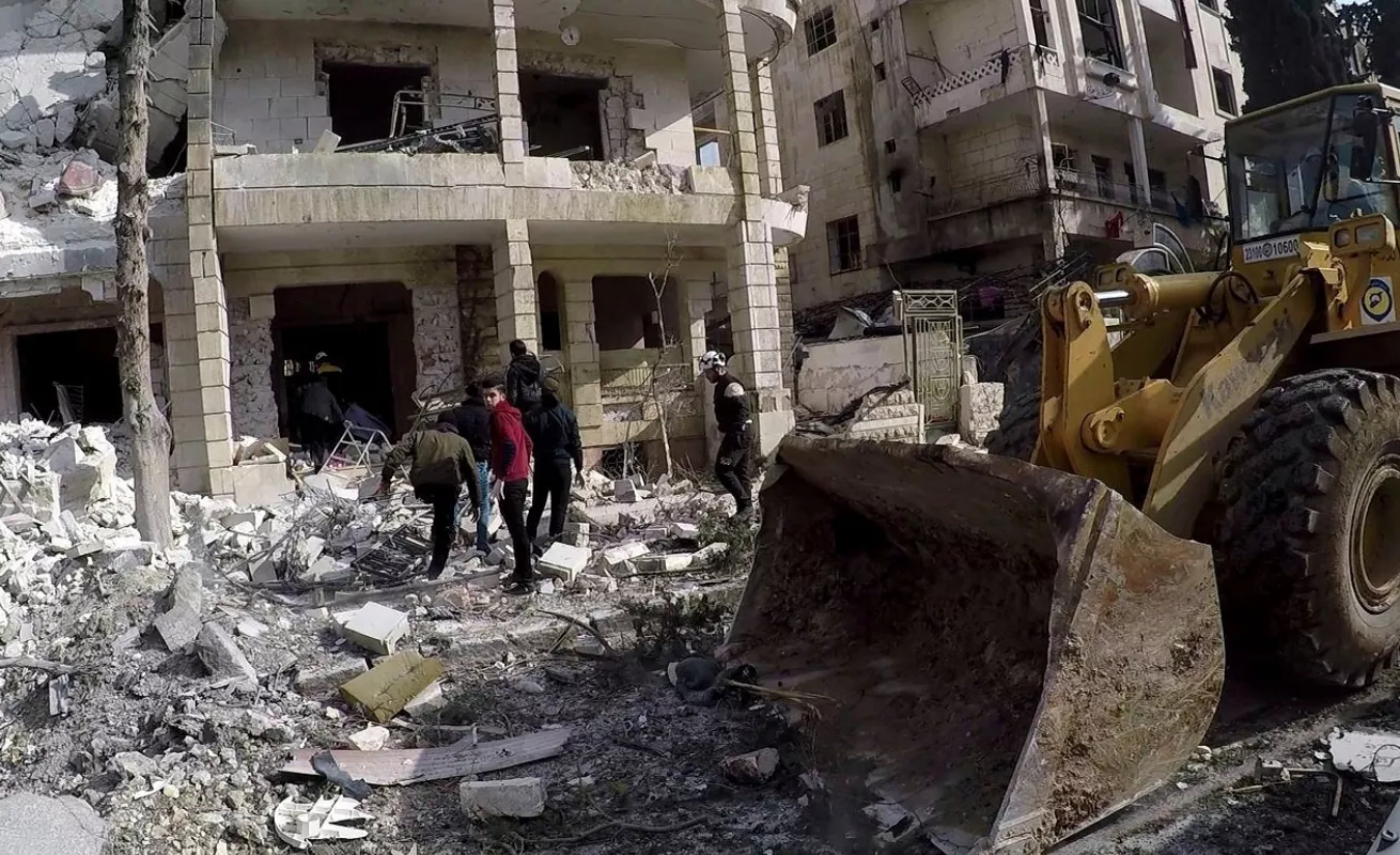 Combatientes de IE se niegan a rendirse (Fotos)