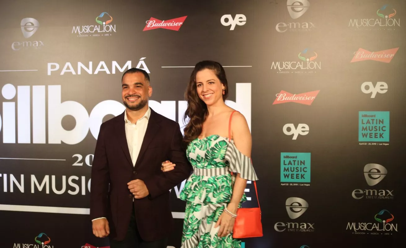 #GaleriaCri Alfombra roja y noche de lujo en Musicalion