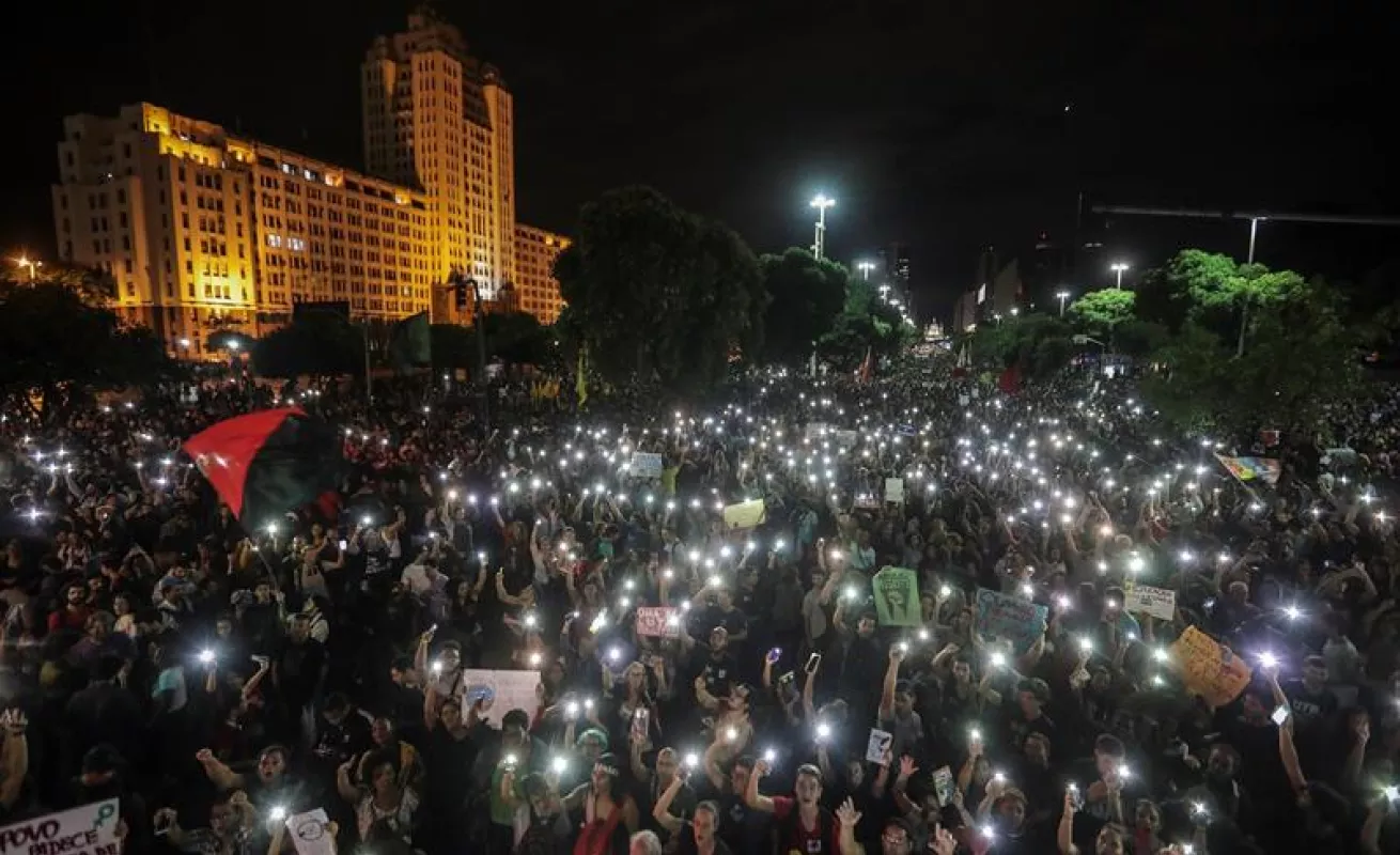 Estudiantes encabezan la primera gran protesta contra Jair Bolsonaro