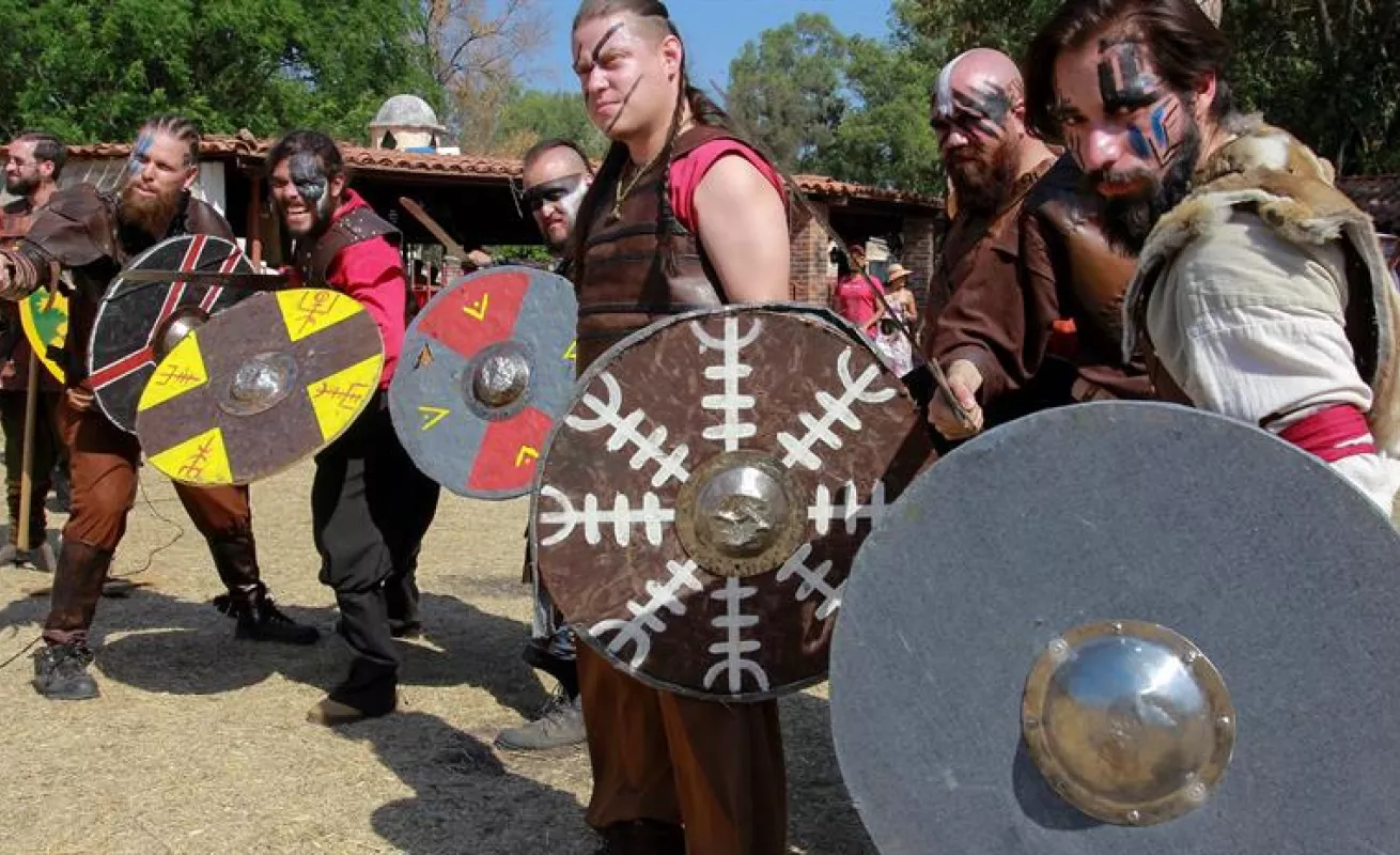 Vikingos reviven el medievo