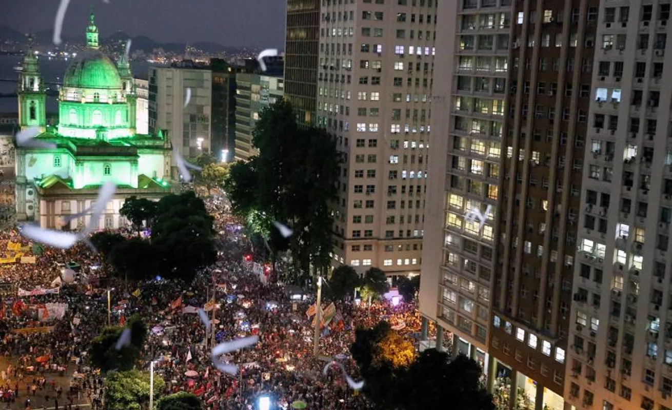 Estudiantes mantienen su desafío a Bolsonaro con una segunda jornada de protestas