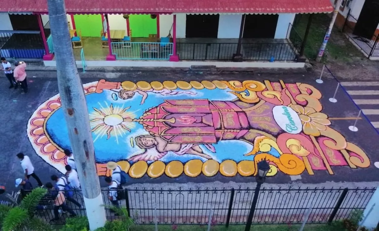 Los Santos entre lo religioso y la tradición