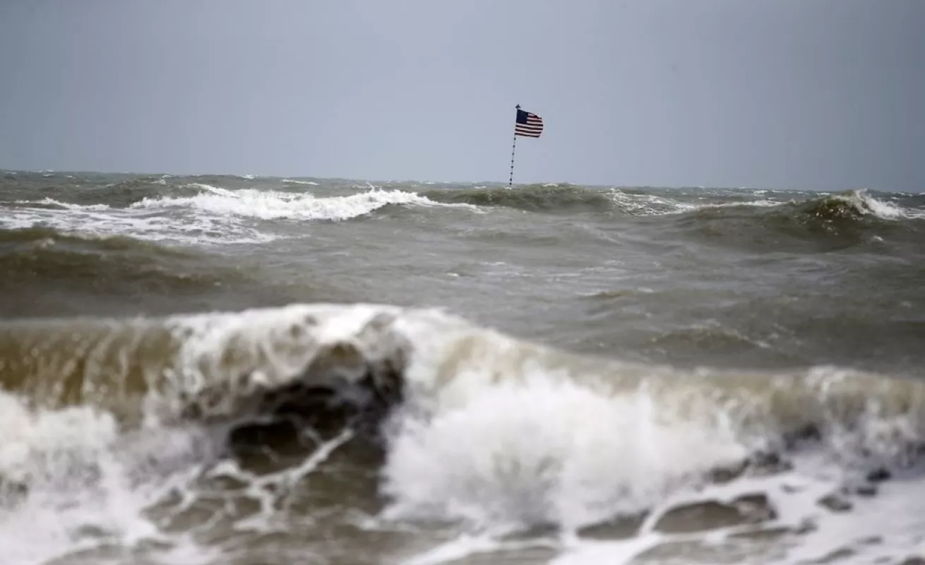 Huracán Dorian provoca inundaciones masivas en Bahamas